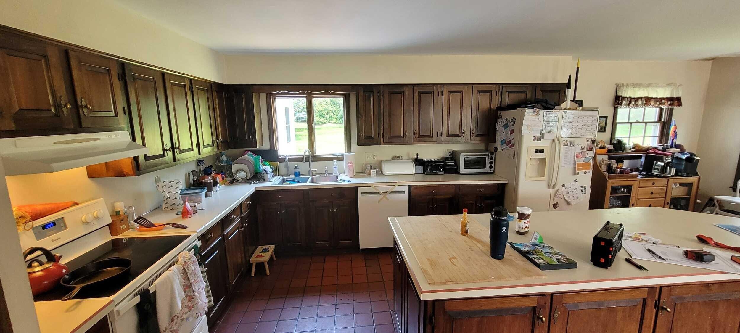 Kitchen before the remodel